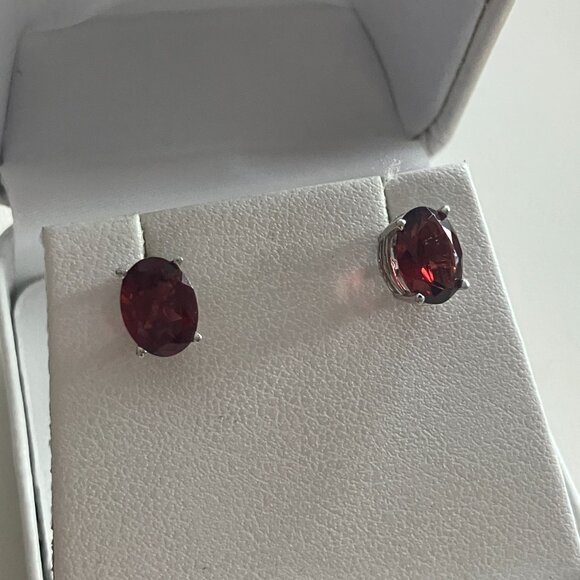 Garnet 14k gold earrings studs AFJC - Picture 3 of 8